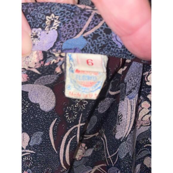 VINTAGE 2 piece rayon blouse and skirt set sz 6 Rayon - Picture 5 of 5